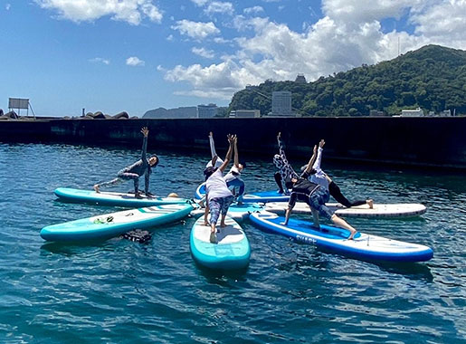 熱海の海を全身で感じる SUPヨガ体験